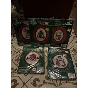 NIP Gallery Of Stitches Christmas Crossstich Lot Of 5 Bear Tree Snowman Santa